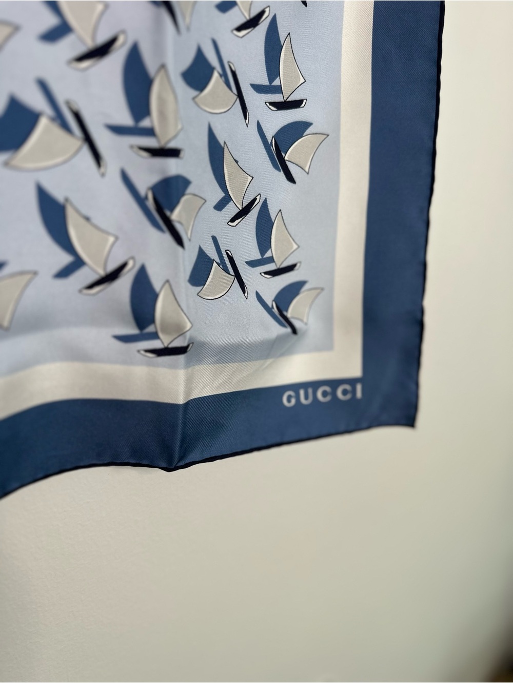 Vintage Gucci Silk Carré Scarf Archival Nautical Sailboat Print Made in Italy 70 - Picture 8 of 14
